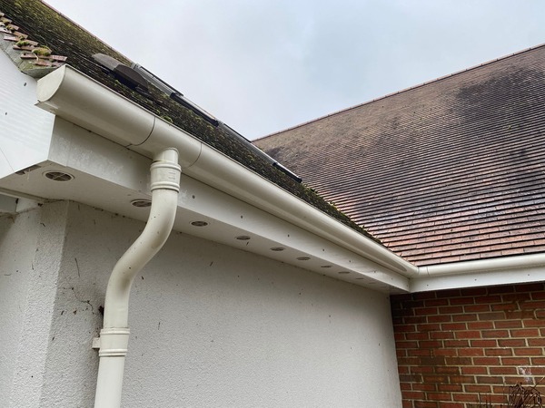 Residential gutter cleaning experts in Bovingdon, Hertfordshire